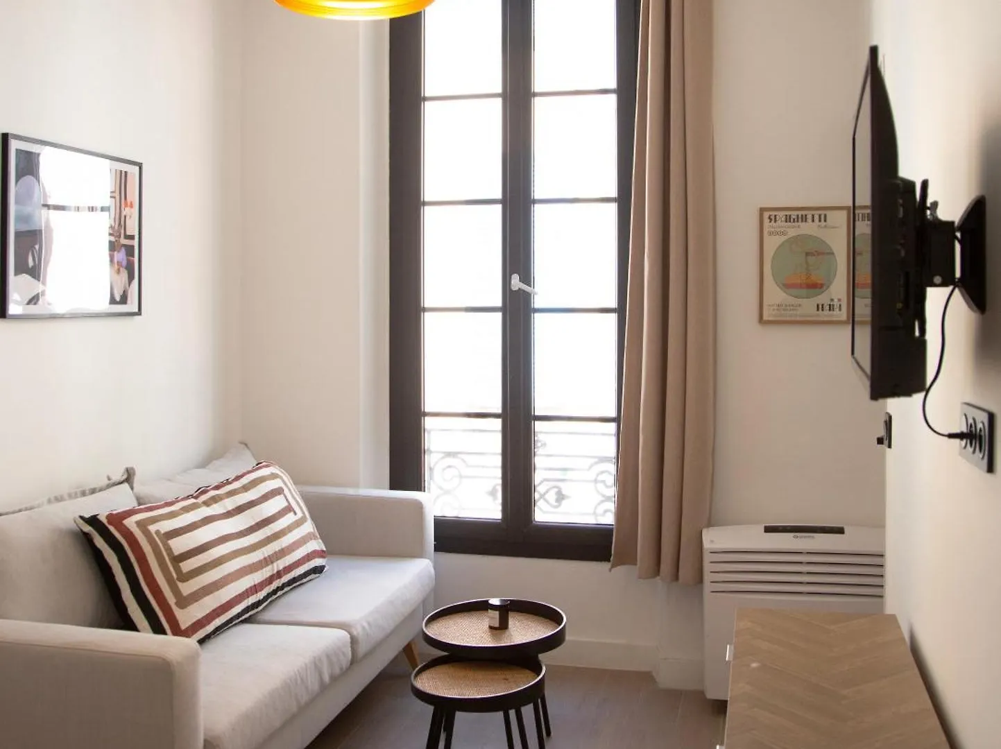 Appartement 1 Chambre Dans La Vieille Ville Antibes Apartman
